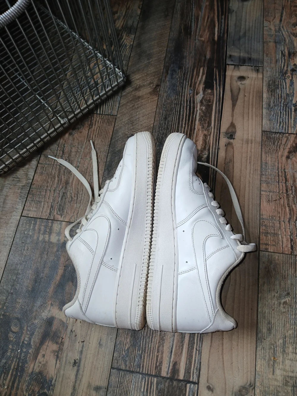 Men's Nike Air Force 1 Sneakers Size 8
